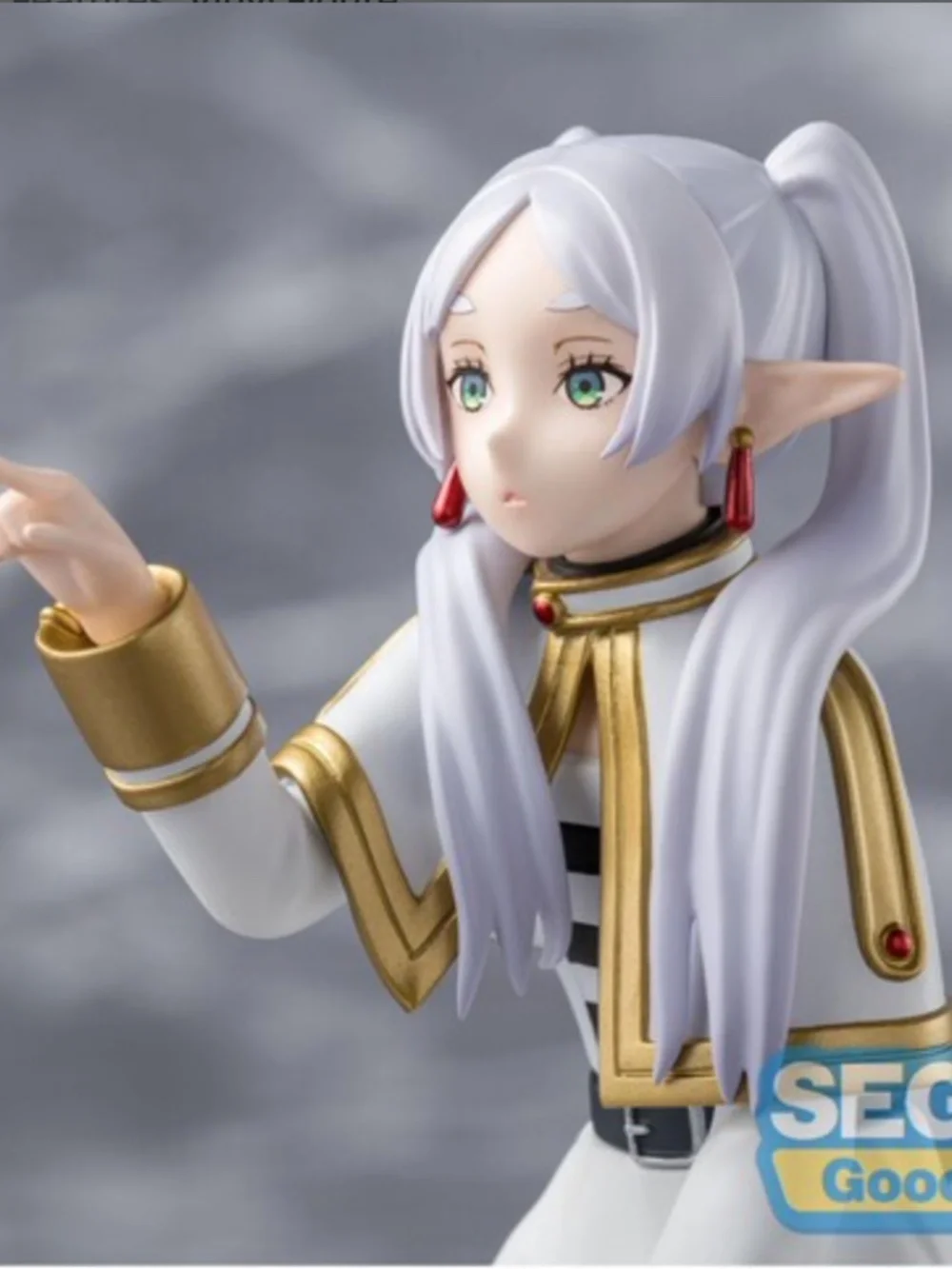 Frieren: Beyond Journey's End PM Perching Figure Frieren -Frieren Poking Somethi
